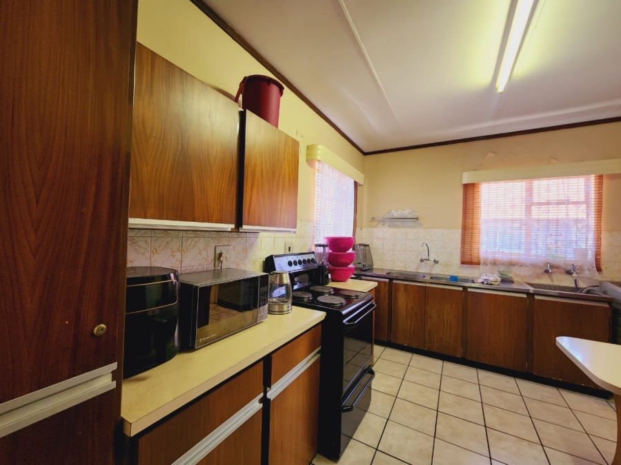 To Let 2 Bedroom Property for Rent in Potchefstroom North West